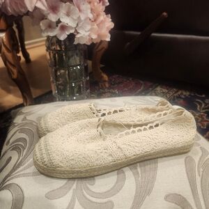 Alexis Bendel Comfort Alpargatas Espadrilles Crochet Beige Slip on Shoes.Boho.